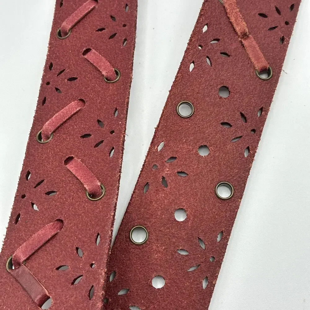 Unbranded belt total